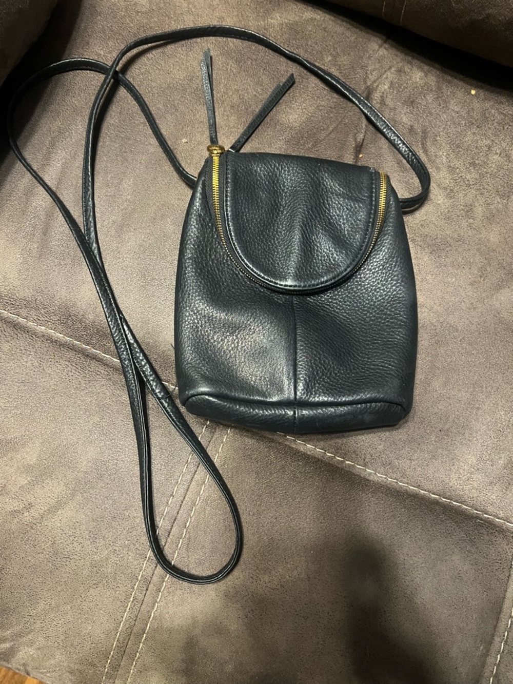 HOBO Black Pebbled Leather Mini Crossbody with Gold Zipper - Picture 2 of 7